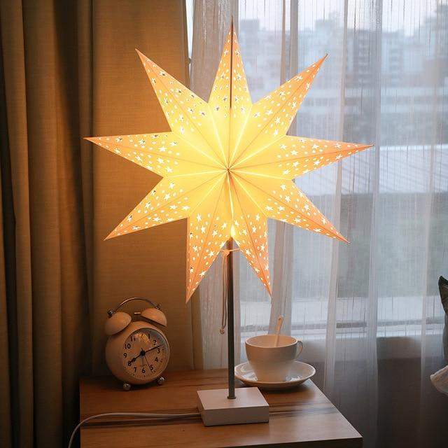 Avelena | StellarGlow | Strahlende LED-Stern-Tischlampe – Holzfuß Umgebungslicht für Schlafzimmer & Wohnzimmer Dekor