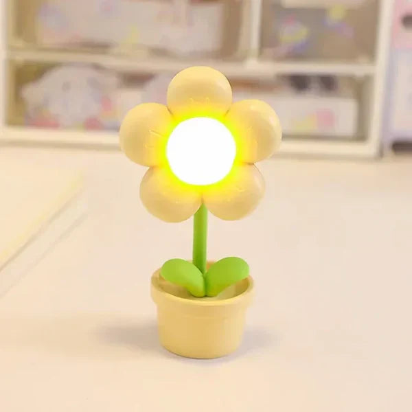 Avelena | Süße Blumen-Nachtlampe für Kinder – LED Tischlampe im Blumen-Design für das Kinderzimmer