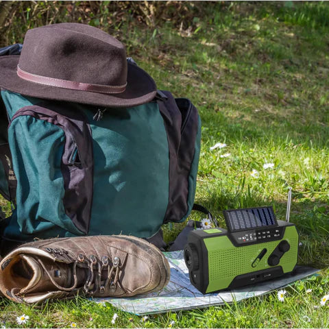 Avelena | All-in-One Notfallradio | 4000mAh Batterie, Solar- und Handkurbelaufladung für Outdoor-Abenteuer und Notfallvorsorge