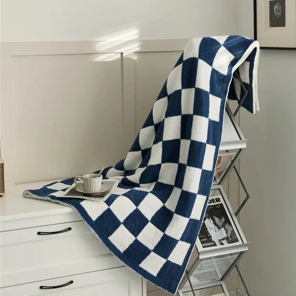 Avelena | WEICHER KAROS NAVY
