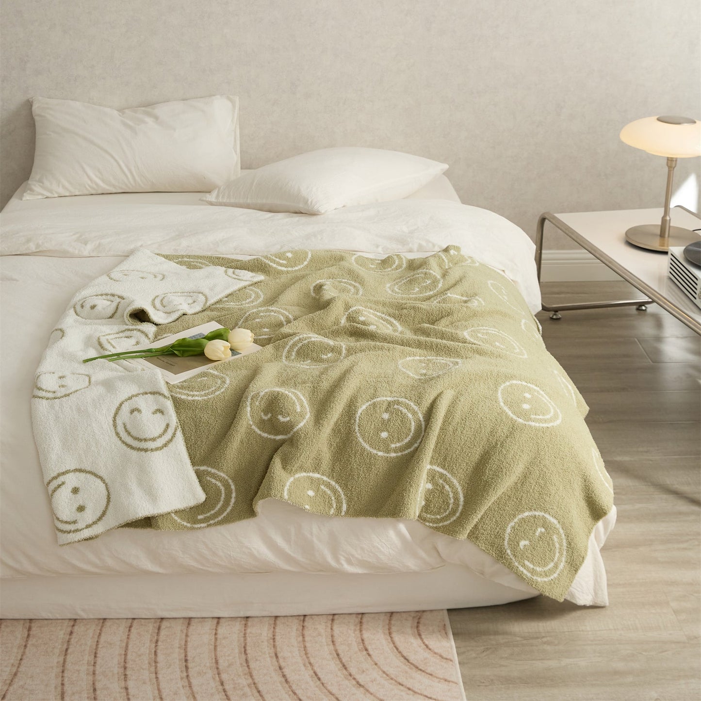 Avelena | Smiley-Decke