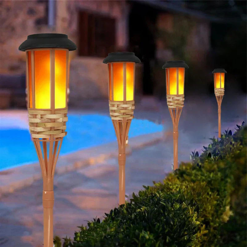Avelena | Solar-Fackel 5er-Set | Flammenoptik LED Gartenleuchten | Solarbetrieben | Dekoratives Licht für Außen