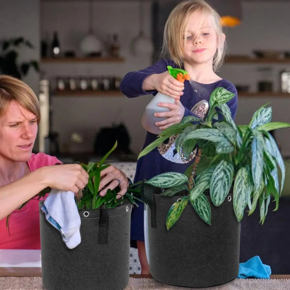 Avelena | Pflanzensack aus Filz mit Tragegriffen – Atmungsaktiv und langlebig für Gartenpflanzen und Blumen
