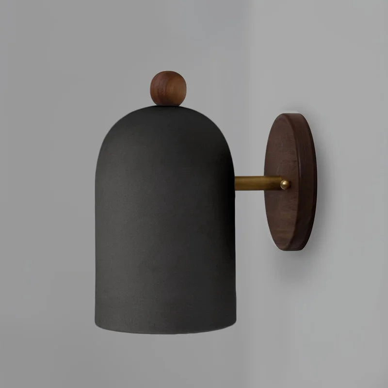 Avelena | TimberSoul – Wabi-Sabi Walnuss Wandleuchte für natürliche Atmosphäre