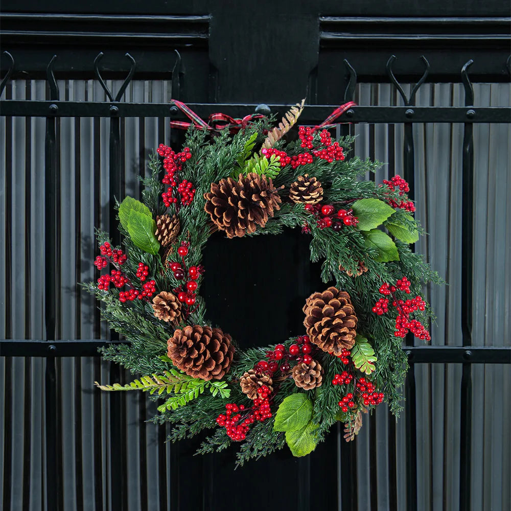 Avelena | Rote Beeren Weihnachtskränze