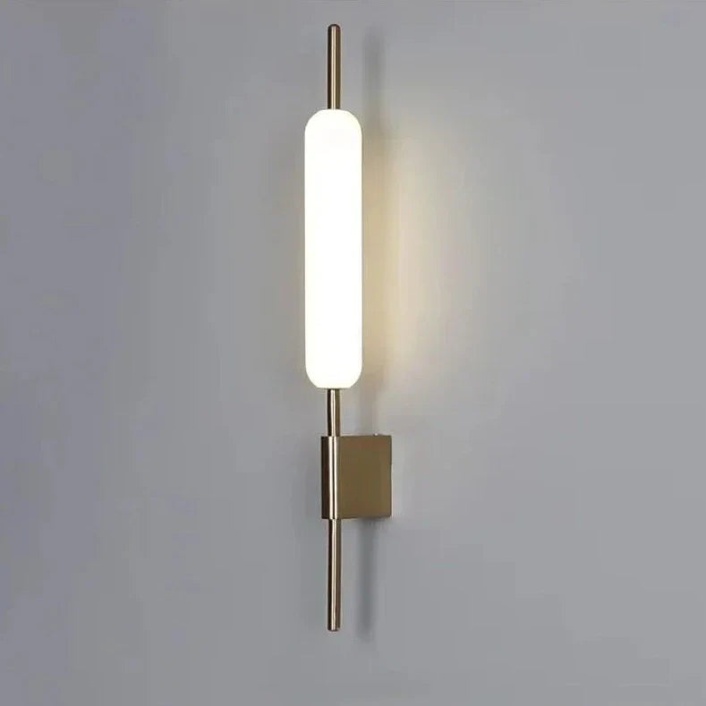 Avelena | AuraGold – Elegante Gold Wandlampe für LED-Beleuchtung