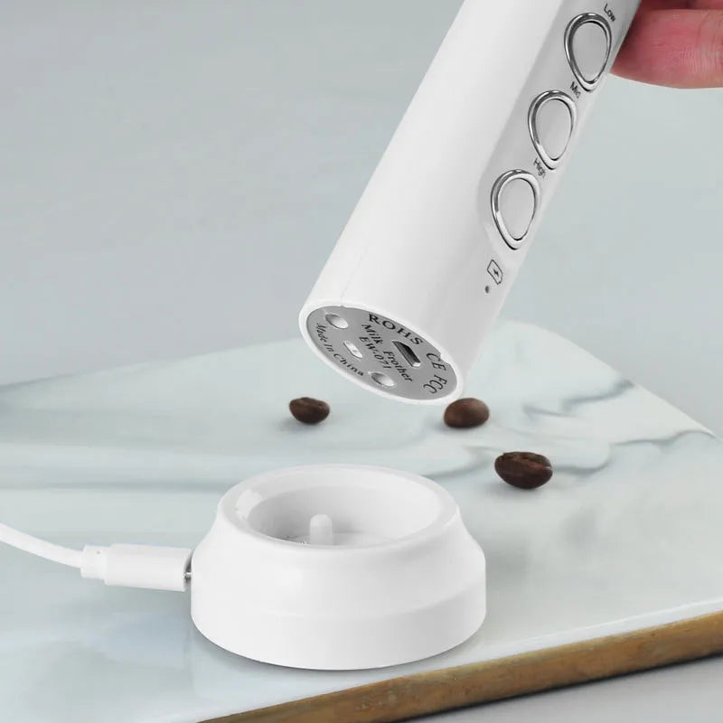 Avelena | 3 In 1 Elektrischer Milchaufschäumer Wiederaufladbarer Milchschaumhersteller Handheld Aufschäumer Hohe Geschwindigkeiten Milchaufschäumer Getränkemischer Kaffee