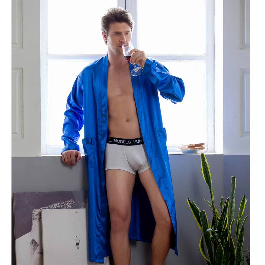 Avelena | RelaxWear Bademantel - Eleganter Satin-Bademantel für Komfort