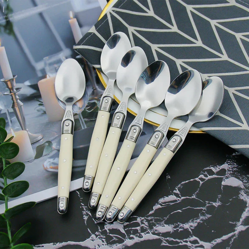 Avelena | Elfenbeinfarbenes Laguiole-Besteckset