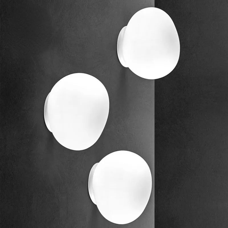 Avelena | VivaGlow – Elegante weiße Deckenlampe für moderne Innenräume