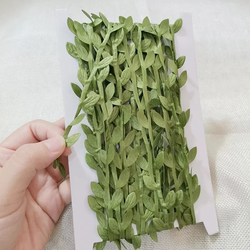 Avelena | Verdalisa Blattband | 10m Deko-Girlande | Naturgetreu & Vielseitig | Für DIY & Hochzeit