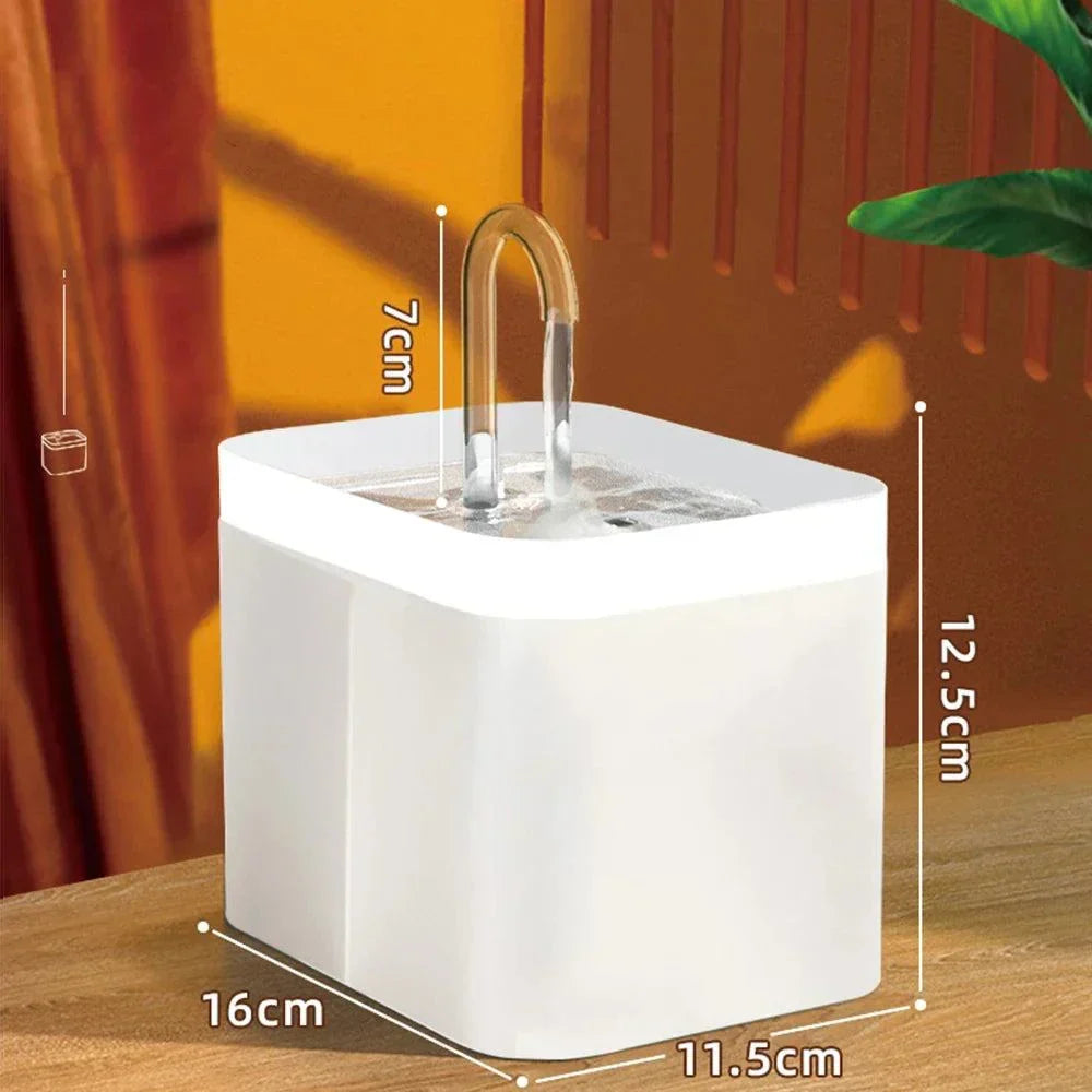 Avelena | Ultra-leise Haustier-Wasserbrunnen mit intelligenter Filtration - 1,5 l Edelstahl