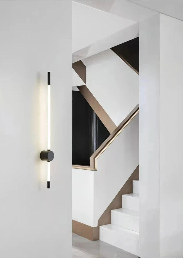 Avelena | AstraBeam – Vertikale LED-Wandlampe für moderne Innenräume