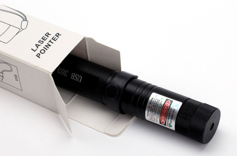 Avelena | RangeLite | Laserpointer – Einstellbarer Strahl und Langstreckenlicht