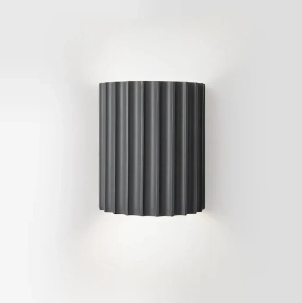 Avelena | Zeitgenössische Harzwandlampe | Beidseitige Lichtdiffusion & Ideal für moderne Wohnräume, Schlafzimmer, Flure