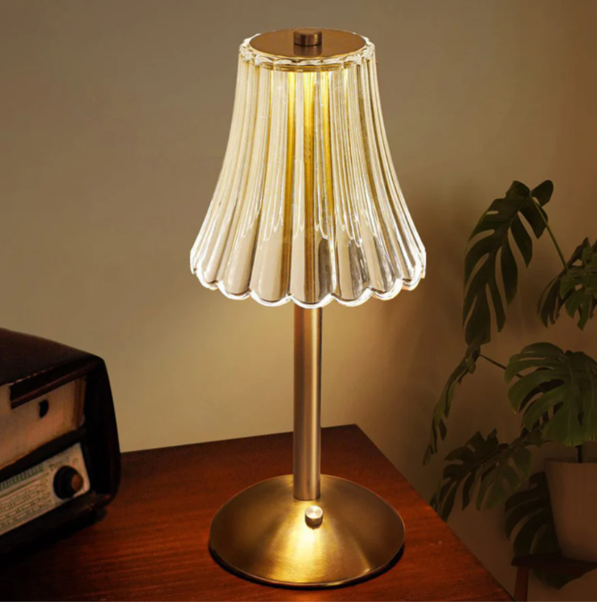 Avelena | Wiederaufladbare USB-LED-Tischlampe im Retro-Design