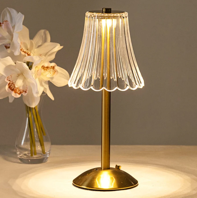 Avelena | Wiederaufladbare USB-LED-Tischlampe im Retro-Design