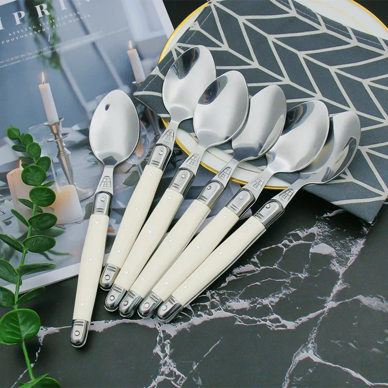 Avelena | Elfenbeinfarbenes Laguiole-Besteckset