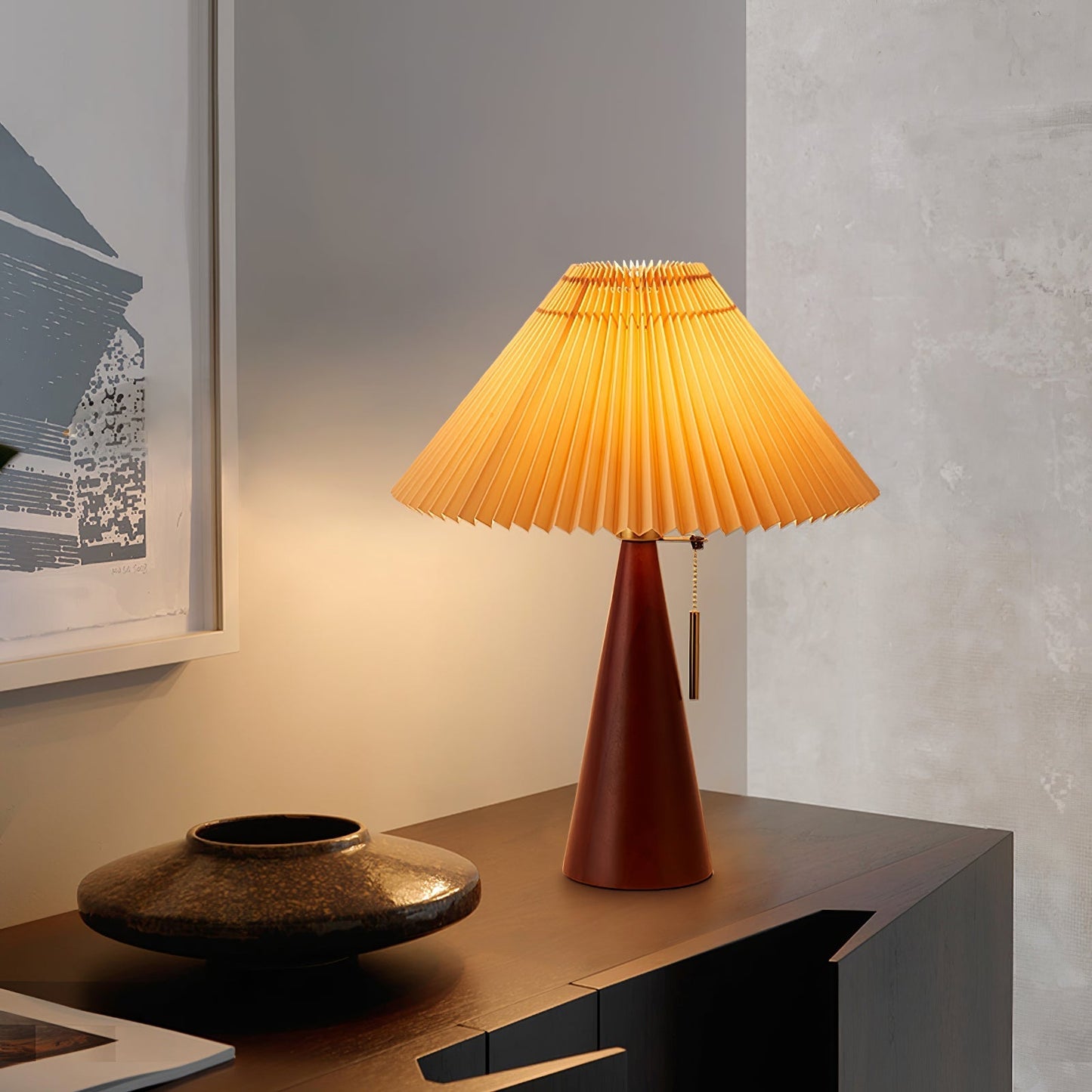Avelena | AntiqueRadiance – Elegante Holz- und Metalltischlampe