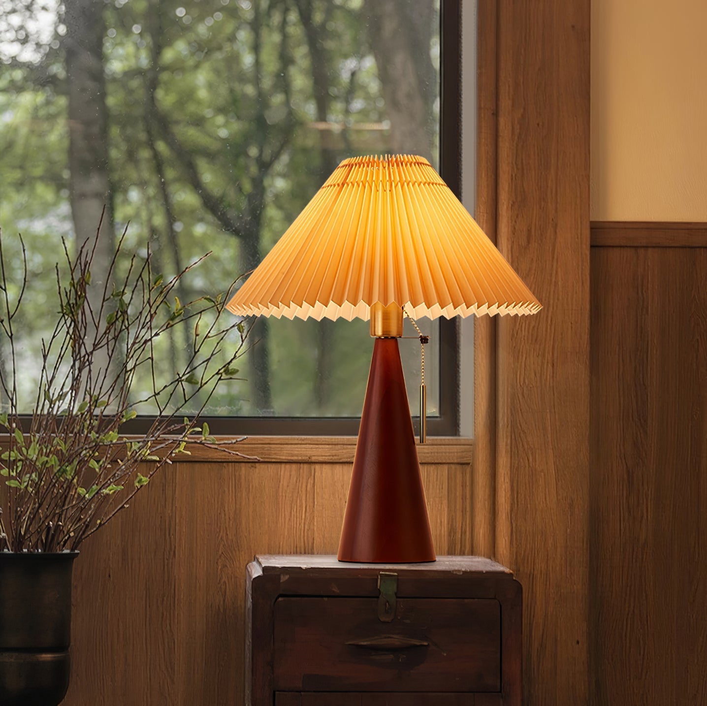 Avelena | AntiqueRadiance – Elegante Holz- und Metalltischlampe