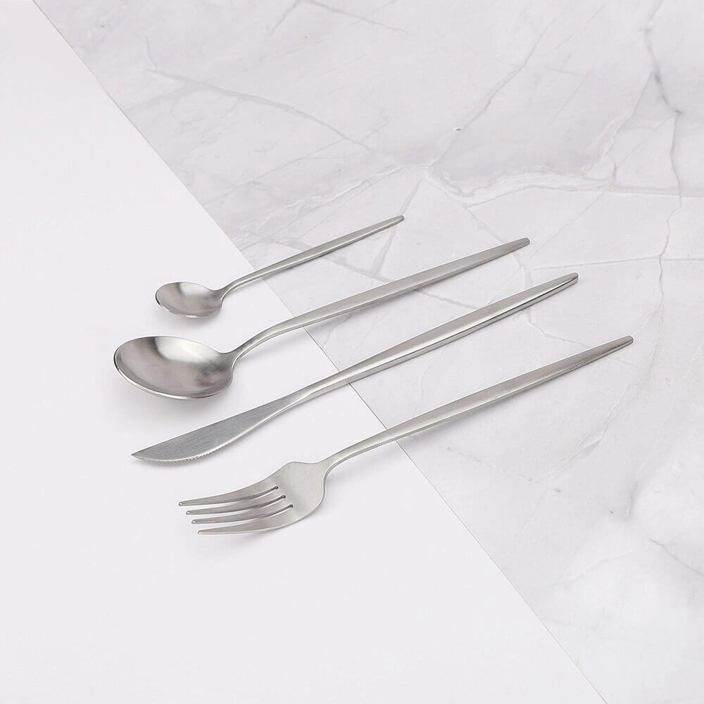 Avelena Minimalistisches Edelstahl Besteckset für Ihr Zuhause
