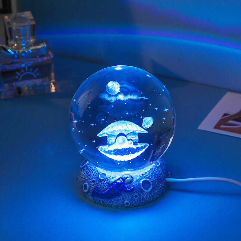Avelena | AquaGlobe Kristallkugel Nachtlicht | Unterwasserwelt LED Lampe | Stimmungslicht & Deko für Zuhause