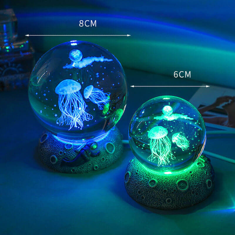 Avelena | AquaGlobe Kristallkugel Nachtlicht | Unterwasserwelt LED Lampe | Stimmungslicht & Deko für Zuhause