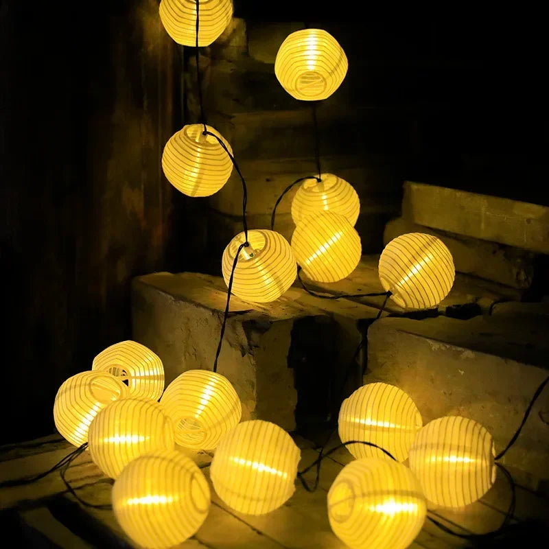 Avelena | SunShade Solar Lantern String Lights – Wetterfeste Außen-LED-Dekoration