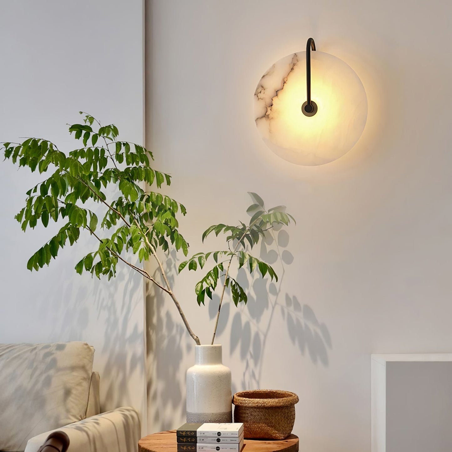 Avelena | Weiße Alabaster-Wandlampe