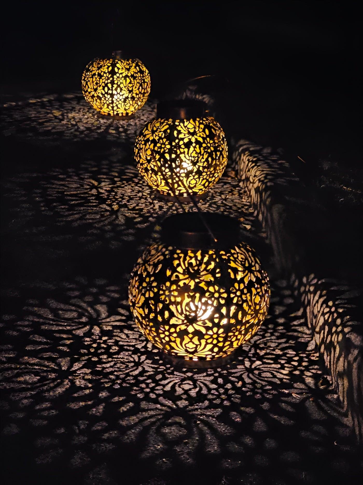 Avelena | AquaGlow – wasserdichte solarbetriebene LED-Gartenhängelampe