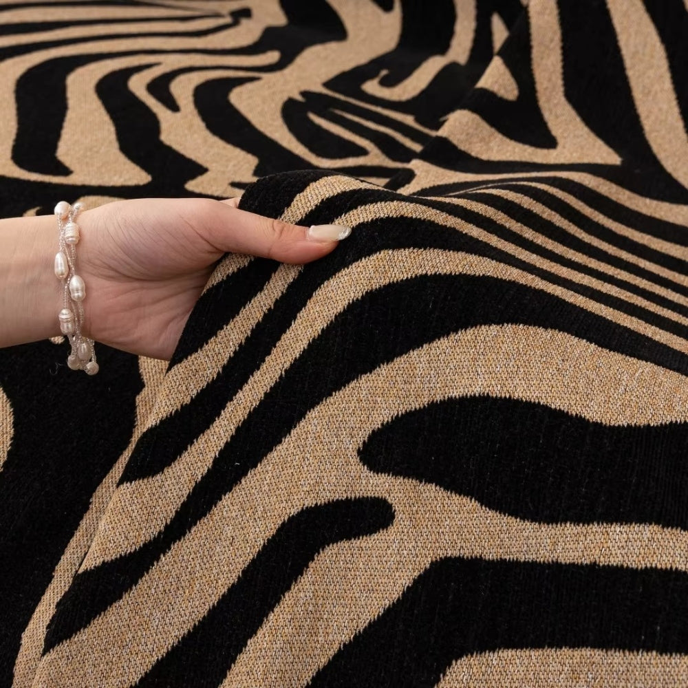 Avelena | Zentara Chenille Zebra geometrischer Sofaüberwurf