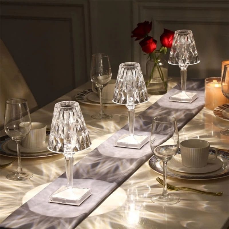 Avelena | Acryl Kristall Tischlampe - LuxeGlow