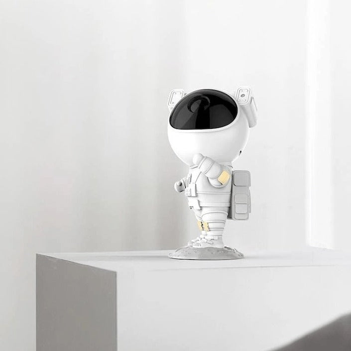 Avelena | Astronaut Galaxy Projektor | 8 einstellbare Nebelfarben & Fernbedienung für Entspannung und Sternegucken