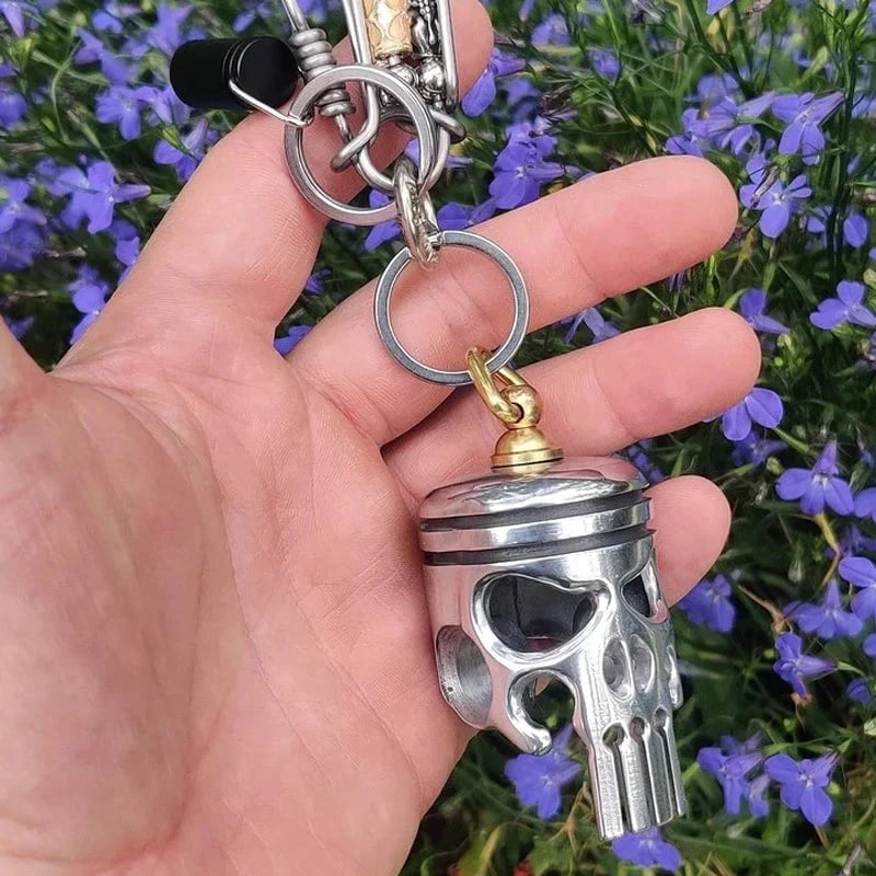 Avelena | Piston Art Skull Schlüsselanhänger