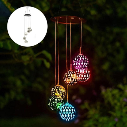 Avelena | Solar Metallkugel Windspiel – Solarbetriebene LED Gartendekoration mit beruhigenden Klängen