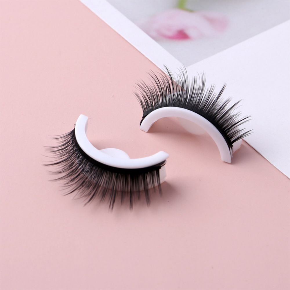 Avelena | WimpernPerfektion Müheloser, lang anhaltender Glam in nur 5 Minuten