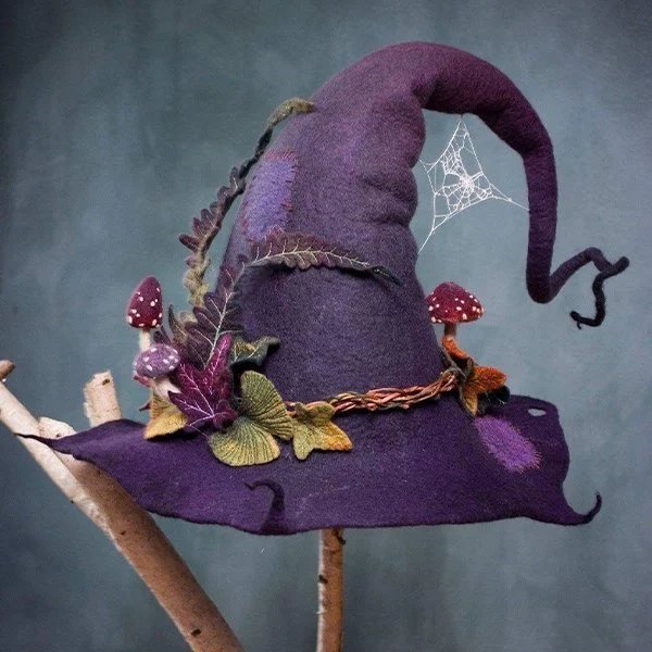 Avelena | Unisex Hexenhut für Halloween | Handgefertigt aus weichen Naturfasern | Verstellbare Größe | Atmungsaktiv