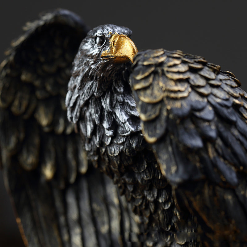 Avelena | Adler mit ausgebreiteten Flügeln Ornament Wohnkultur