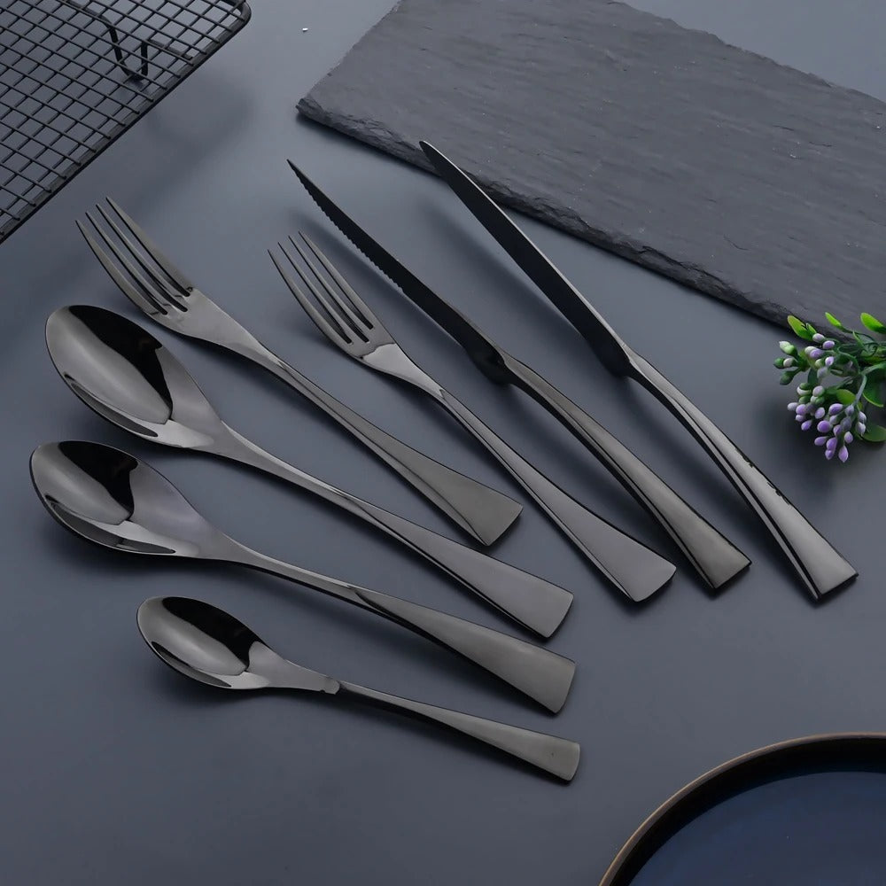 Avelena – Luxuriöses schwarzes Besteckset aus Edelstahl (24/42/48/84-teilig)