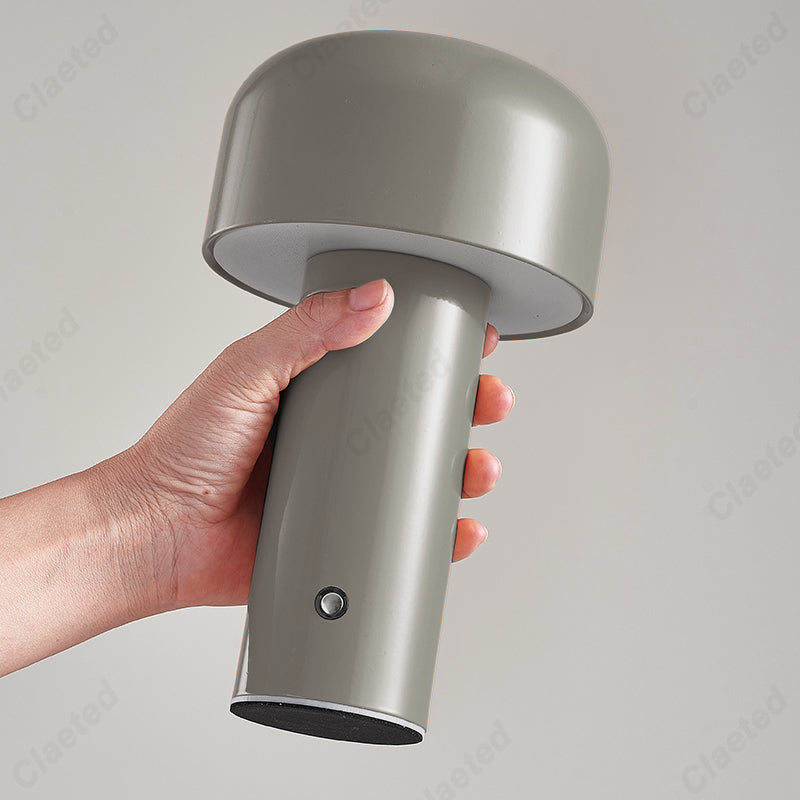 Avelena | Bellhop Tischlampe
