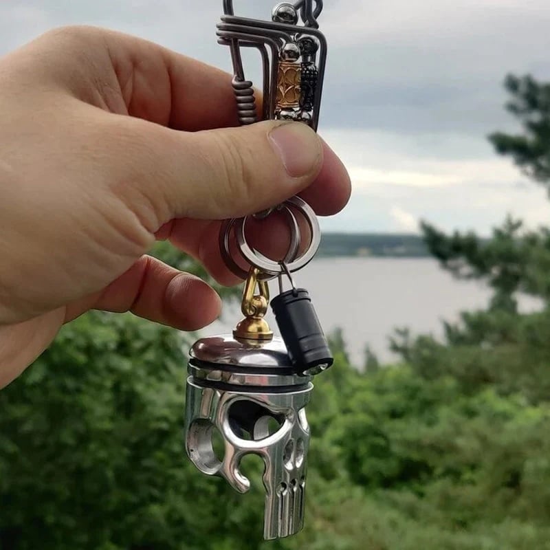Avelena | Piston Art Skull Schlüsselanhänger