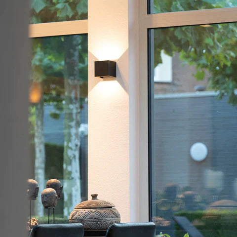 Avelena | VellaGlow™ | Luxuriöse Wandleuchte mit Bewegungssensor