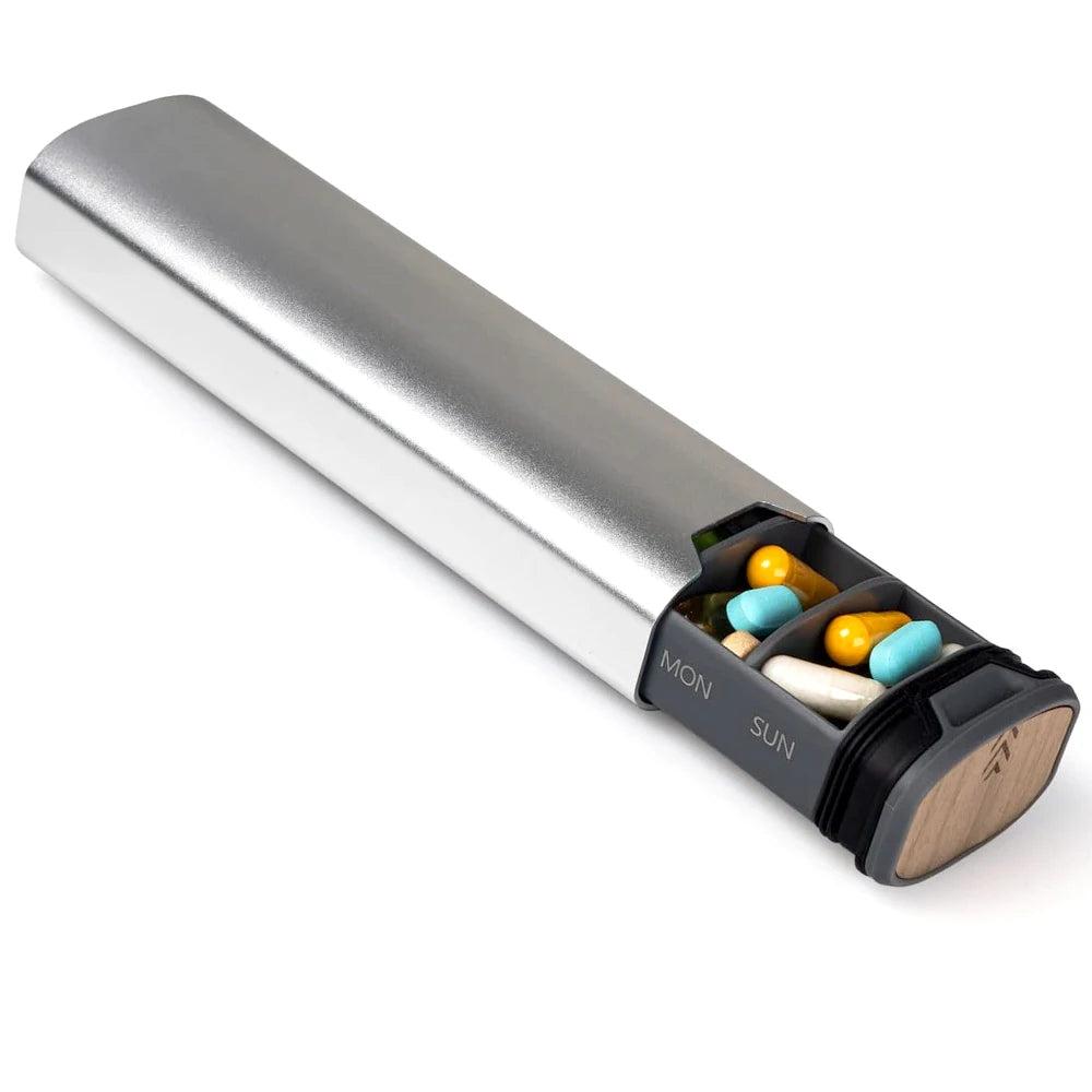 Avelena | Wöchentlicher Pillenorganisator | Premium Aluminium- und Holzdesign für Zuhause, Büro und Reisen