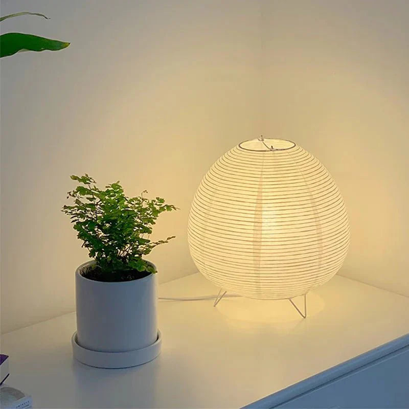 Avelena | ZenGlow – Elegante Tischlampe im Wabi Sabi Stil für ein Beruhigendes Interieur