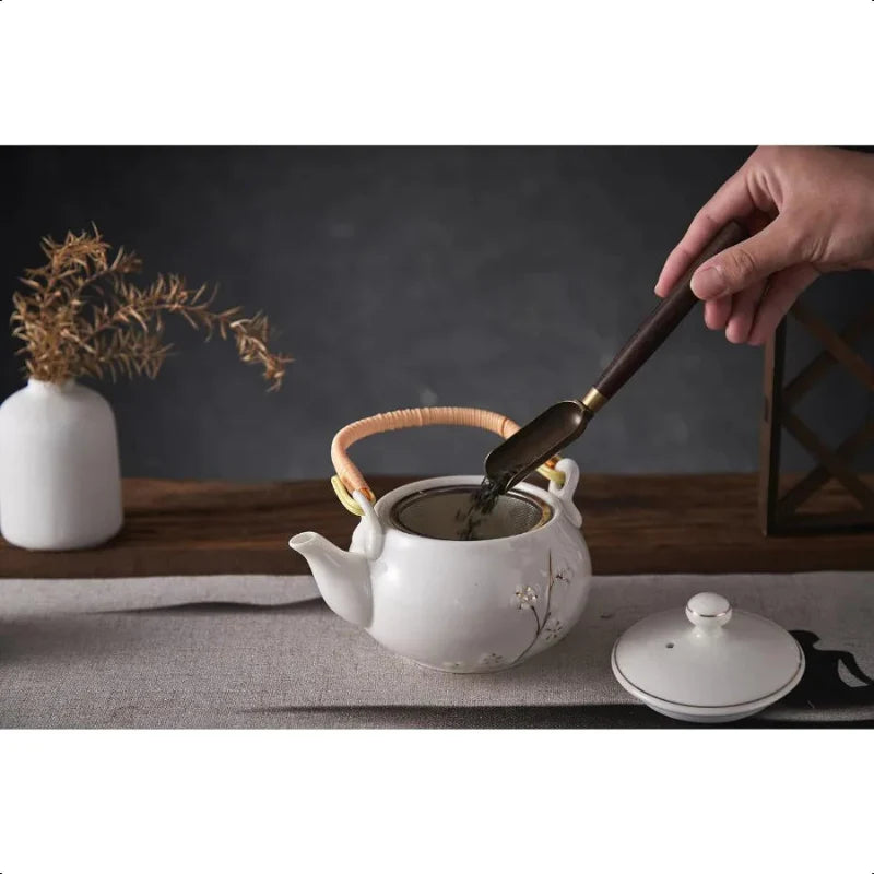 Avelena | Japanische Teekanne Weiße Porzellan Chinesische Teekanne mit Edelstahl-Infuser