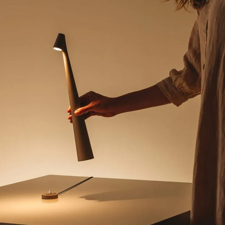 Avelena | Sculpting Tischlampe
