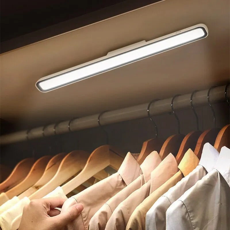 Avelena | Wiederaufladbare Magnetische Schreibtischlampe