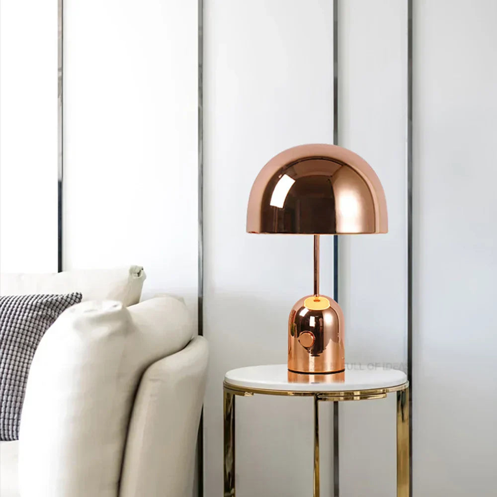 Avelena | Aeloria™ | Kupfer Tischlampe mit einstellbarer Helligkeit | Modernes Licht für Wohnzimmer & Schlafzimmer