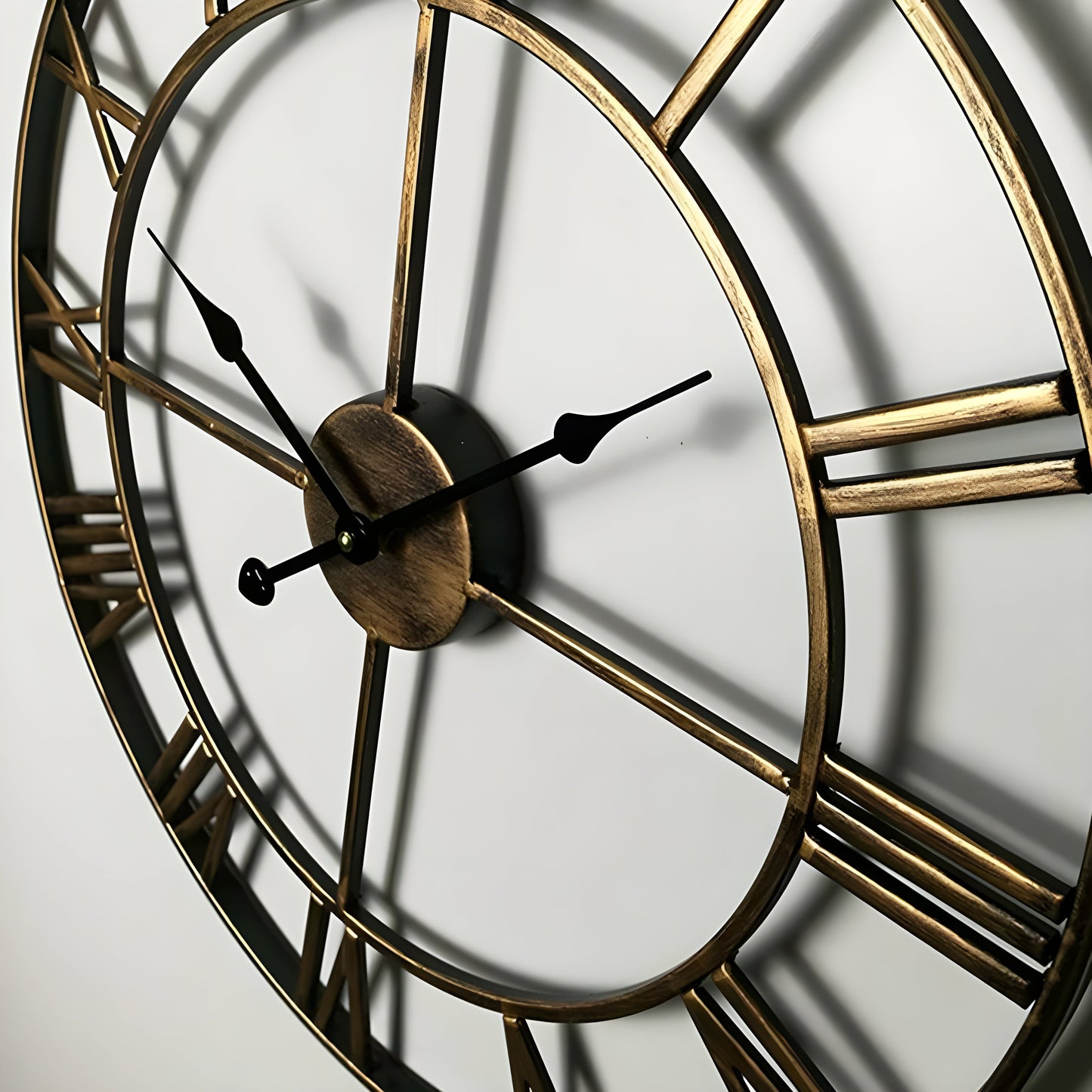 Avelena | Römische Ziffern Eisen Kunst Wand Uhr