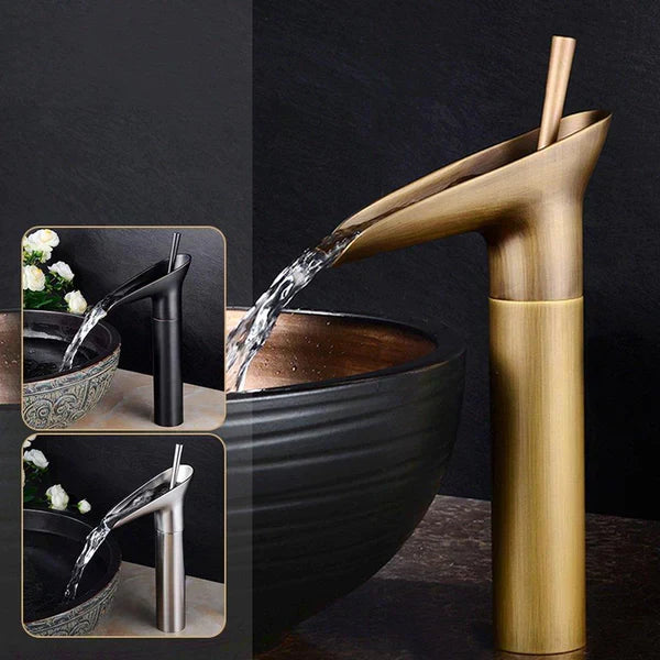 Avelena | Antike Messing Wasserfall Waschbeckenarmatur – Vintage Badezimmer Mischbatterie mit warmem und kaltem Wasser